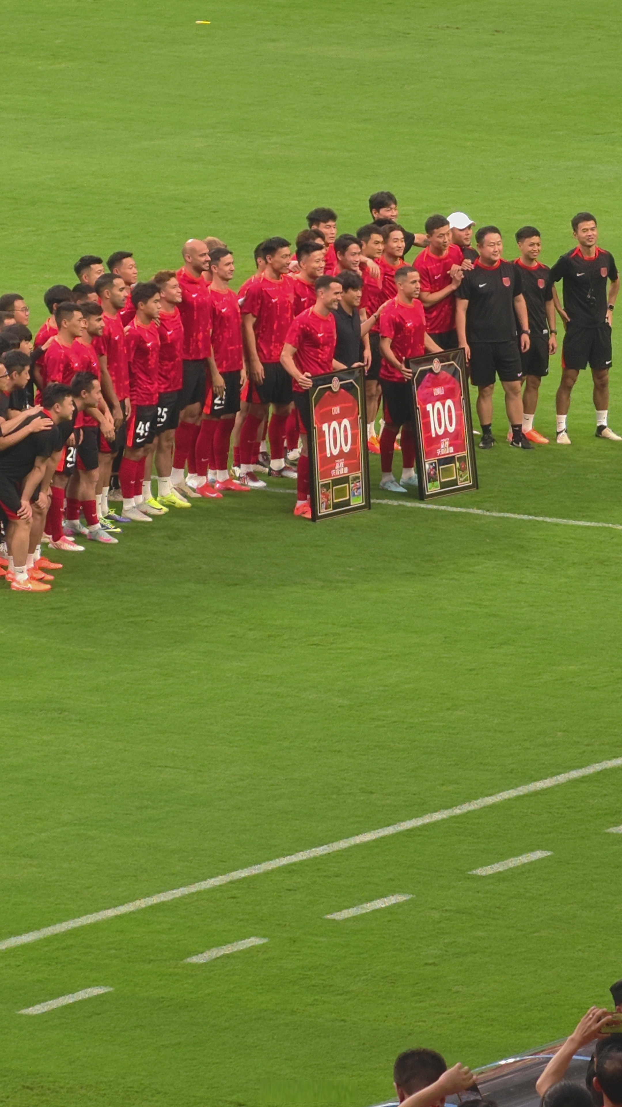 Kaiyun Sports-赛前成都蓉城备战葡超；复出首秀细节曝光；赛场秩序良好；数据趋势出现新变化的简单介绍