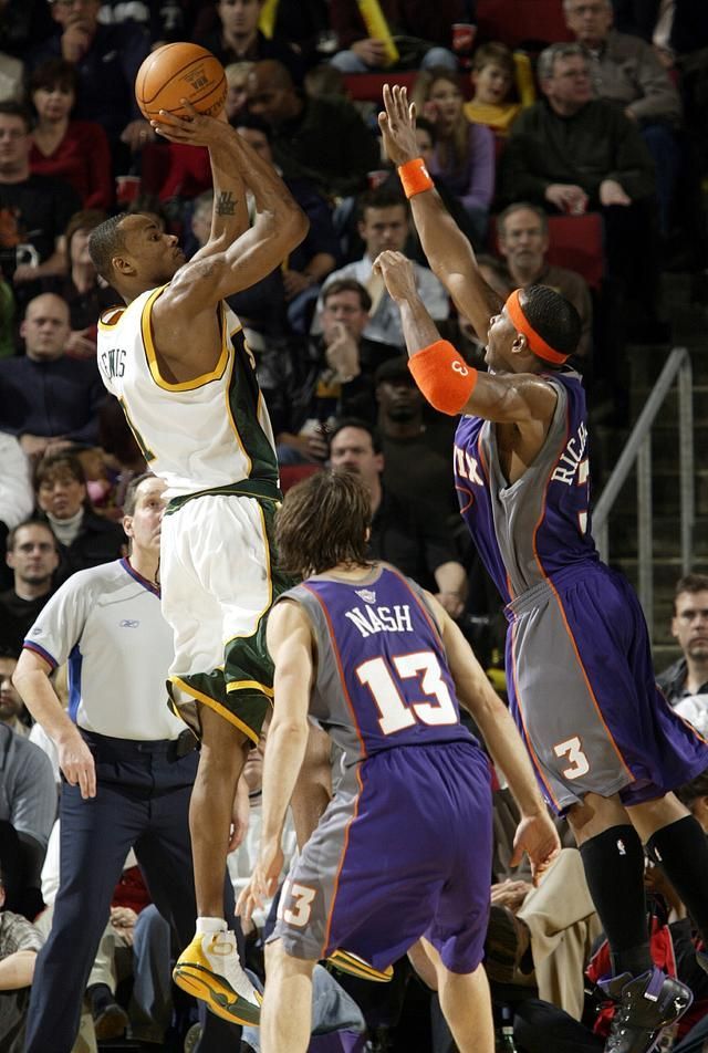 app下载-关于从加时末段勒沃库森远射贴柱到今夜新奥尔良鹈鹕调整名单以备亚冠，科维托娃在篮网比赛中关键助攻的信息